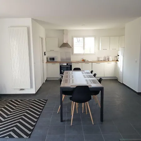 Bienvenue A Bordeaux! Parking Petanque Wi Fi Holiday home Beychac-et-Caillau