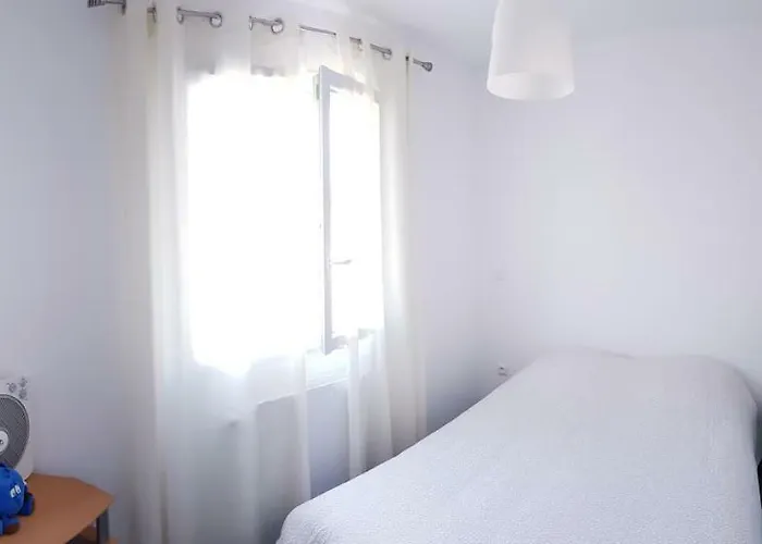 Bienvenue A Bordeaux! Beychac-et-Caillau